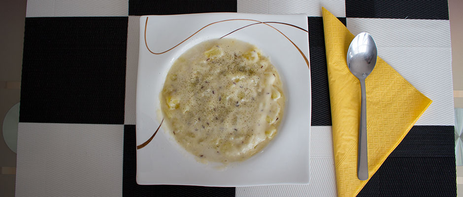 Kartoffel-Rahmsuppe Kartoffel-Rahmsuppe