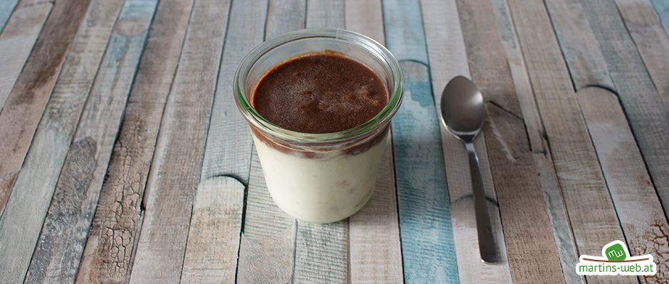 Bananen-Pudding mit Schoko-Topping Bananen-Pudding mit Schoko-Topping