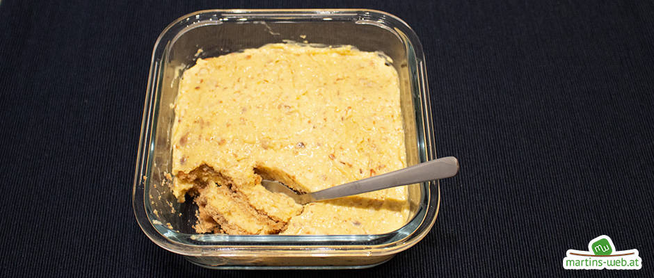 Amaretto-Mandel-Tiramisu mit Vollkornkeksen Amaretto-Mandel-Tiramisu mit Vollkornkeksen