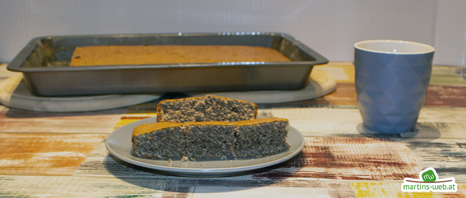 Mohnkuchen mit zarter Orangennote Mohnkuchen mit zarter Orangennote